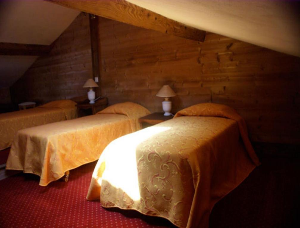 Hotel Le Relais De L'Abbaye Tournus Habitación foto