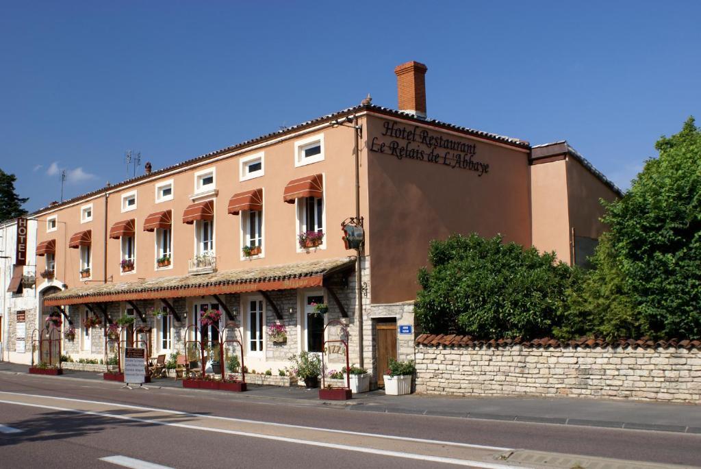 Hotel Le Relais De L'Abbaye Tournus Exterior foto